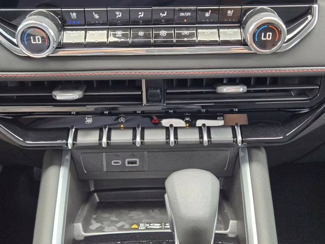 2025 Radiant Red Tintcoat Chevrolet Colorado Z71 4X4 Truck