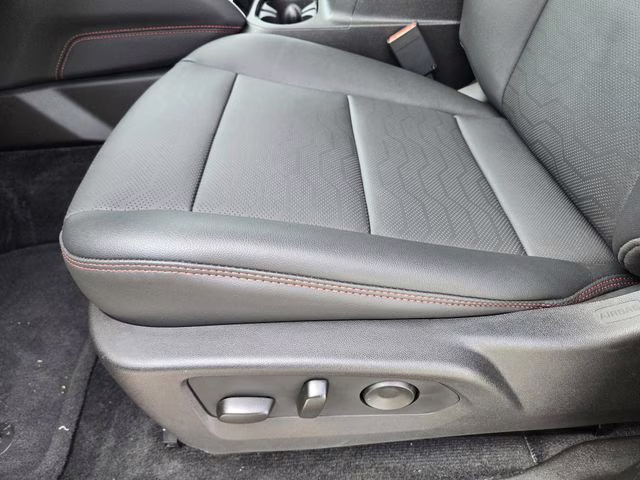 2025 Radiant Red Tintcoat Chevrolet Colorado Z71 4X4 Truck