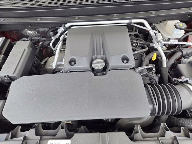 2025 Radiant Red Tintcoat Chevrolet Colorado Z71 4X4 Truck