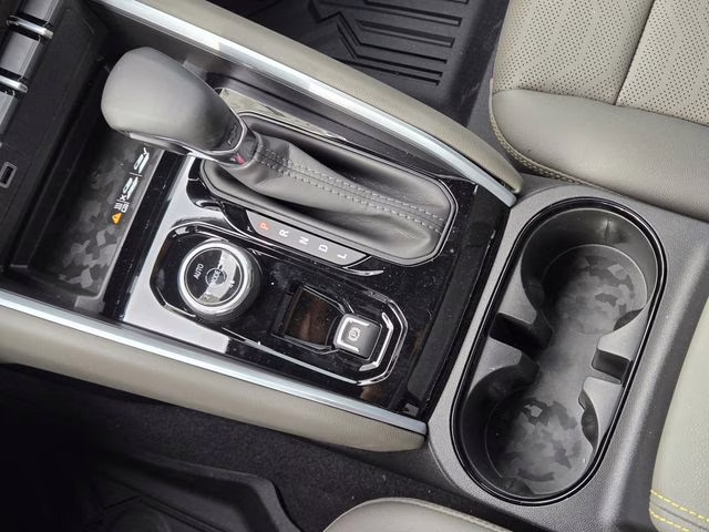 2026 White Sands Chevrolet Colorado ZR2 4X4 Truck