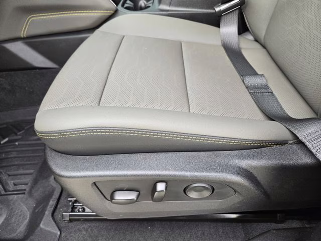 2026 White Sands Chevrolet Colorado ZR2 4X4 Truck