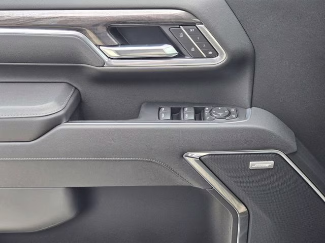 2025 Sterling Gray Metallic Chevrolet Silverado 2500HD LTZ 4X4 Truck