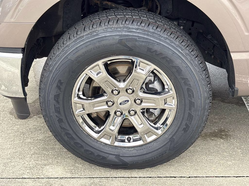 2023 Stone Gray Metallic Ford F-150 XLT 4X4 Truck