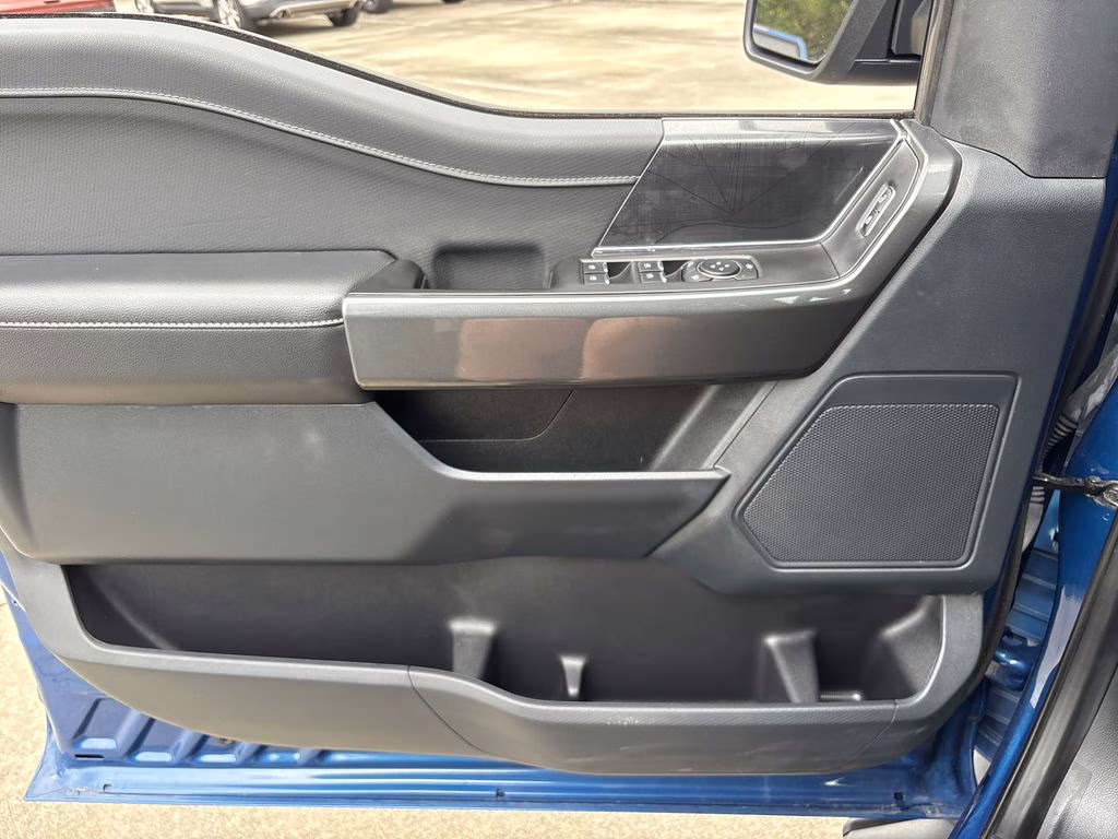 2023 Blue Metallic Ford F-150 XLT 4X4 Truck