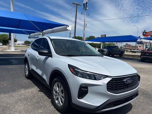 2026 Silver Metallic Ford Escape Active FWD SUV