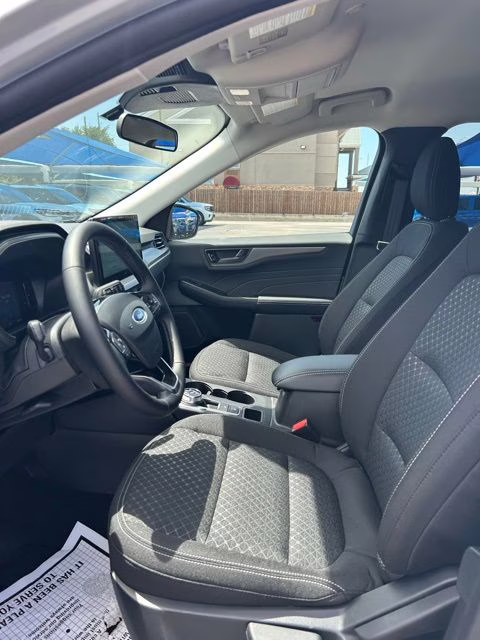 2026 Silver Metallic Ford Escape Active FWD SUV