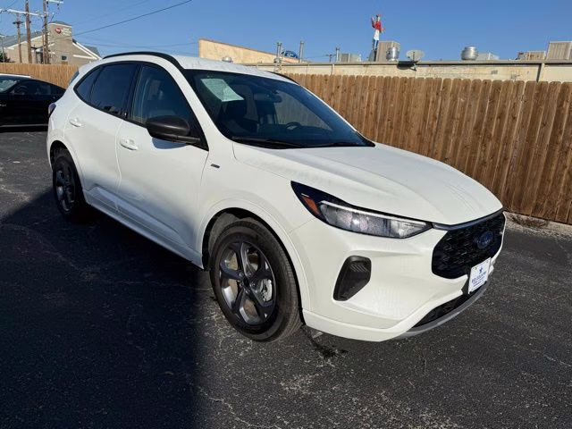 2024 White Metallic Ford Escape ST-Line FWD SUV