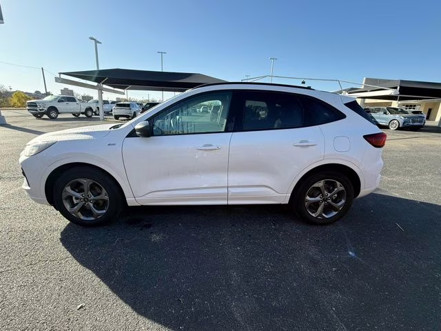 2024 White Metallic Ford Escape ST-Line FWD SUV