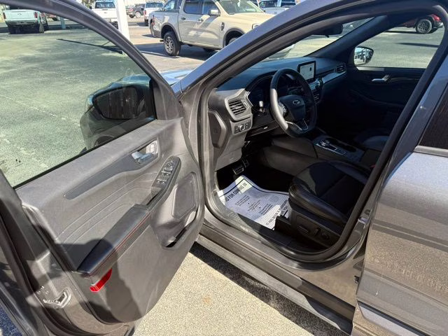 2024 Gray Metallic Ford Escape ST-Line FWD SUV