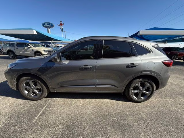 2024 Gray Metallic Ford Escape ST-Line FWD SUV