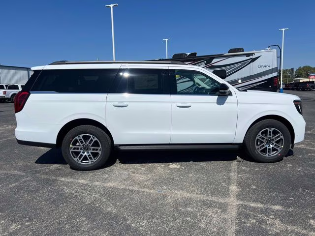2025 Oxford White Ford Expedition Max Active RWD SUV