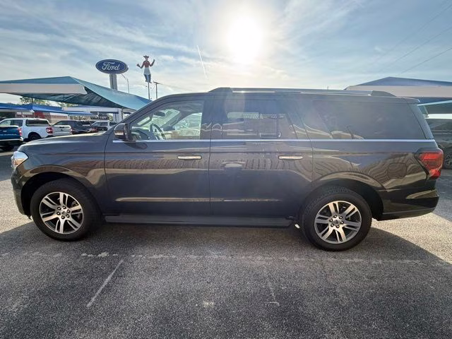 2024 Gray Metallic Ford Expedition Max Limited RWD SUV