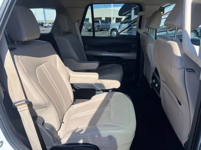 2022 Ford Expedition Limited - Photo 19