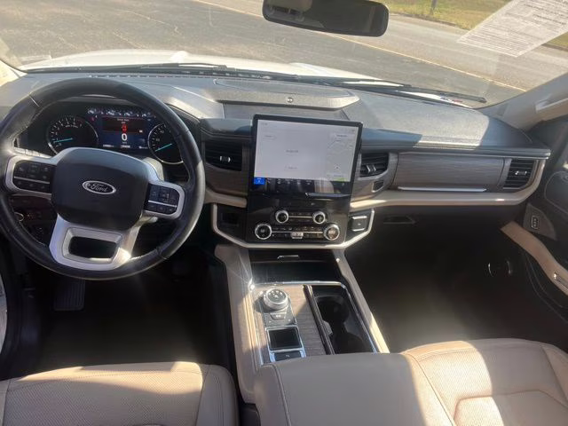2022 Ford Expedition Limited - Photo 8