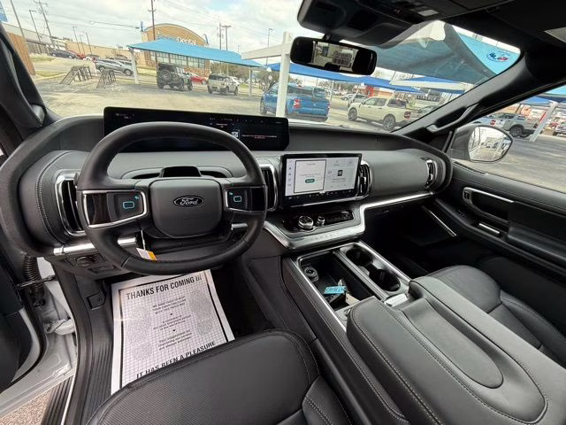 2026 Silver Metallic Ford Expedition Platinum 4X4 SUV