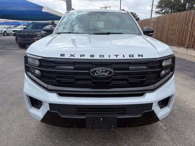2026 Silver Metallic Ford Expedition Platinum 4X4 SUV
