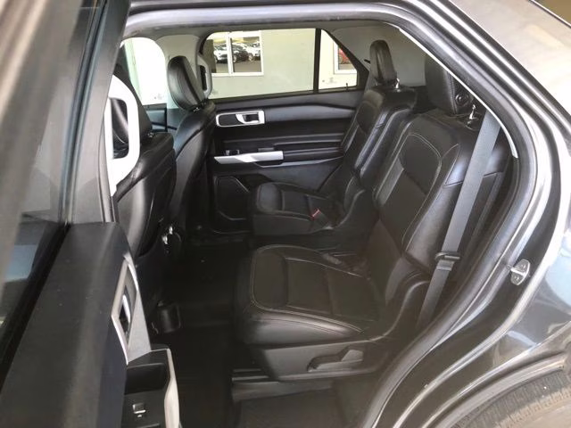 2020 Magnetic Ford Explorer XLT RWD SUV