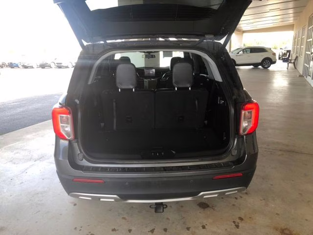 2020 Magnetic Ford Explorer XLT RWD SUV