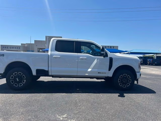 2026 White Metallic Ford Super Duty F-250 SRW Platinum 4X4 Truck