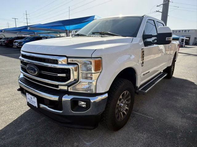 2022 Oxford White Ford Super Duty F-250 SRW Lariat 4X4 Truck