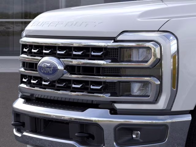2026 Oxford White Ford Super Duty F-350 SRW Lariat RWD Truck
