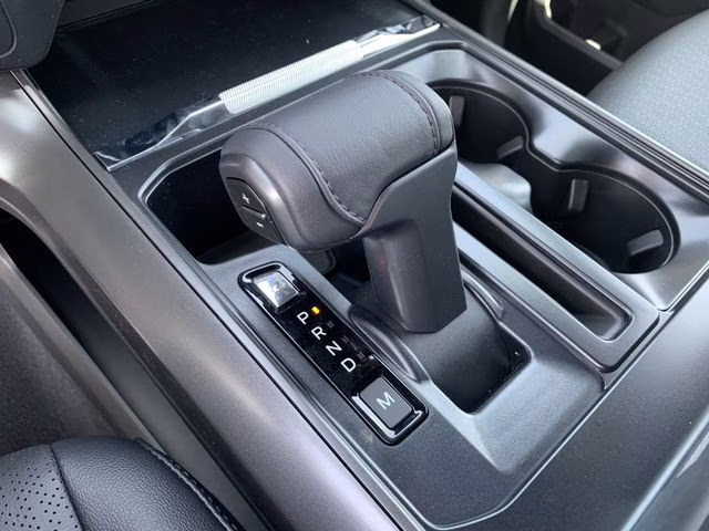 2025 Antimatter Blue Metallic Ford F-150 Lariat 4X4 Truck