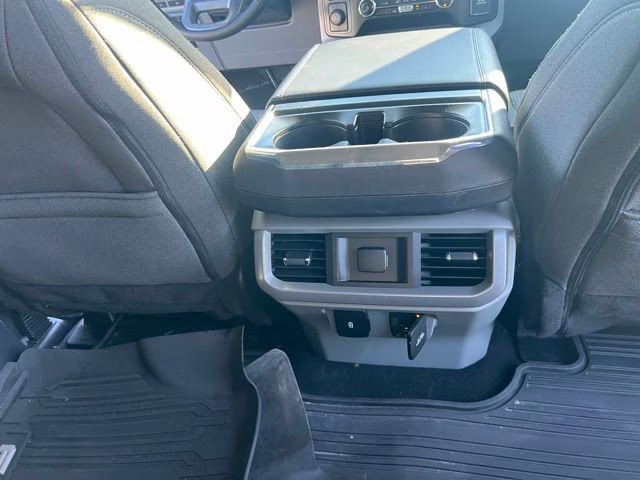 2023 Oxford White Ford F-150 XLT 4X4 Truck