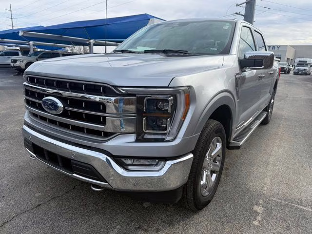 2023 Silver Metallic Ford F-150 Lariat 4X4 Truck