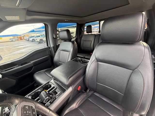 2023 Silver Metallic Ford F-150 Lariat 4X4 Truck