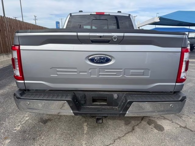2023 Silver Metallic Ford F-150 Lariat 4X4 Truck