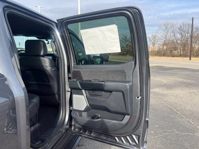 2025 Gray Metallic Ford F-150 Platinum 4X4 Truck
