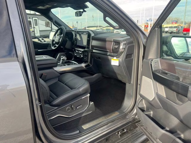 2025 Gray Metallic Ford F-150 Platinum 4X4 Truck