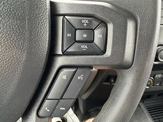 2022 Oxford White Ford Super Duty F-350 SRW XL 4X4 Truck