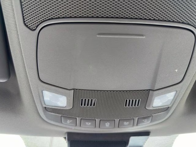 2022 Oxford White Ford Super Duty F-350 SRW XL 4X4 Truck