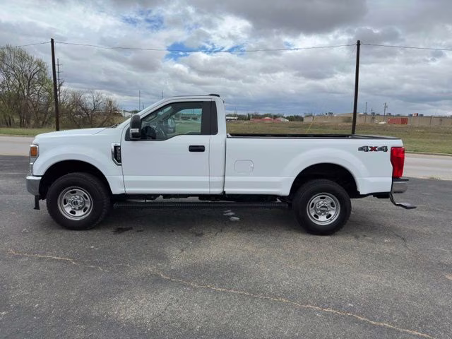2022 Oxford White Ford Super Duty F-350 SRW XL 4X4 Truck