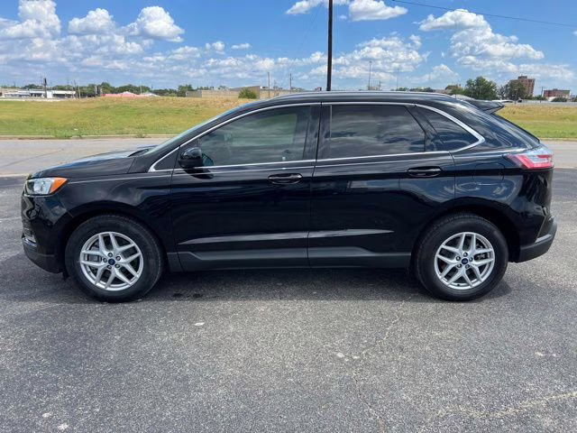 2022 Black Metallic Ford Edge SEL AWD SUV