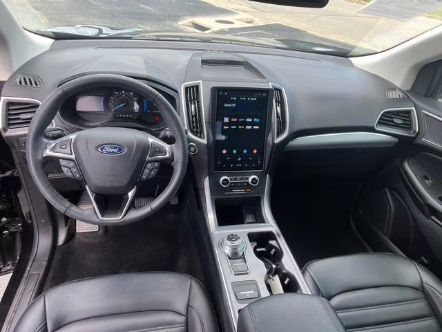 2022 Black Metallic Ford Edge SEL AWD SUV
