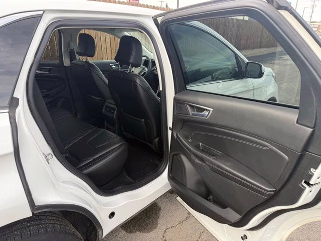 2024 White Metallic Ford Edge Titanium AWD SUV
