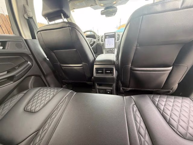 2024 White Metallic Ford Edge Titanium AWD SUV