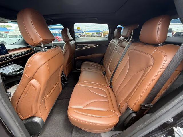 2022 Black Metallic Lincoln Nautilus Reserve FWD SUV