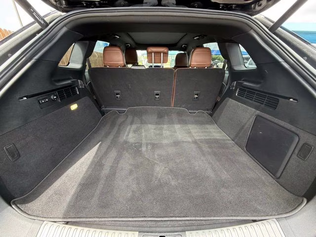 2022 Black Metallic Lincoln Nautilus Reserve FWD SUV