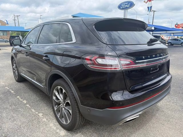 2022 Black Metallic Lincoln Nautilus Reserve FWD SUV
