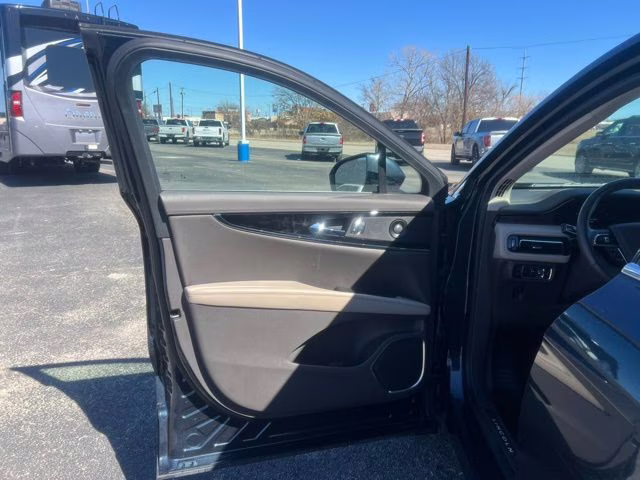 2022 Blue Metallic Lincoln Nautilus Reserve AWD SUV