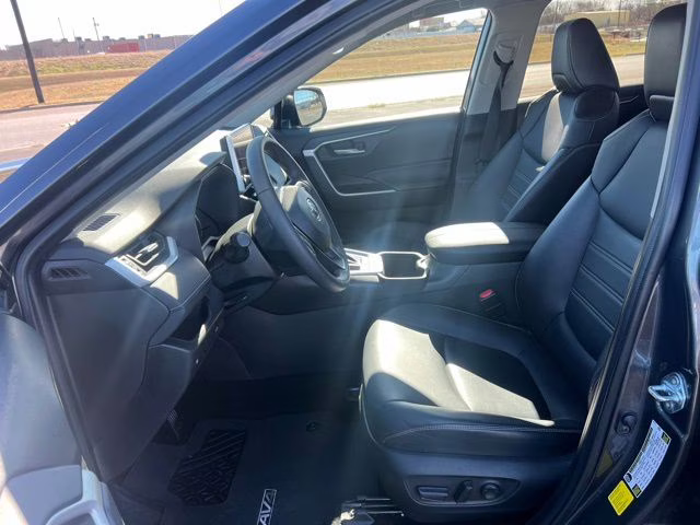 2024 Magnetic Gray Metallic/Ice Edge Toyota RAV4 XLE Premium FWD SUV