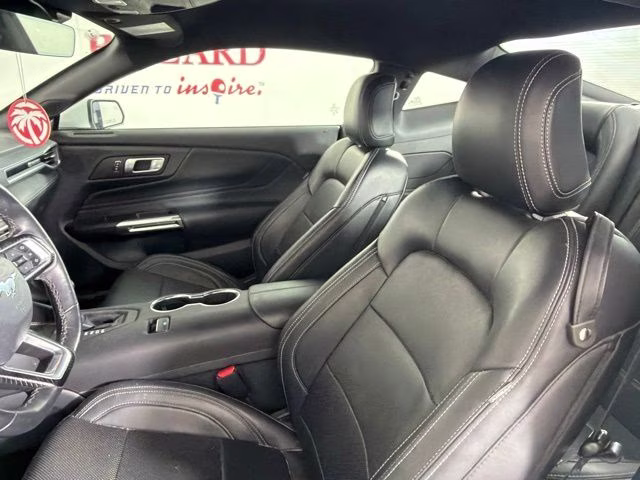2025 Oxford White Ford Mustang GT Premium RWD Coupe