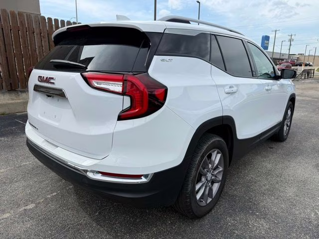 2024 Summit White GMC Terrain SLT FWD SUV