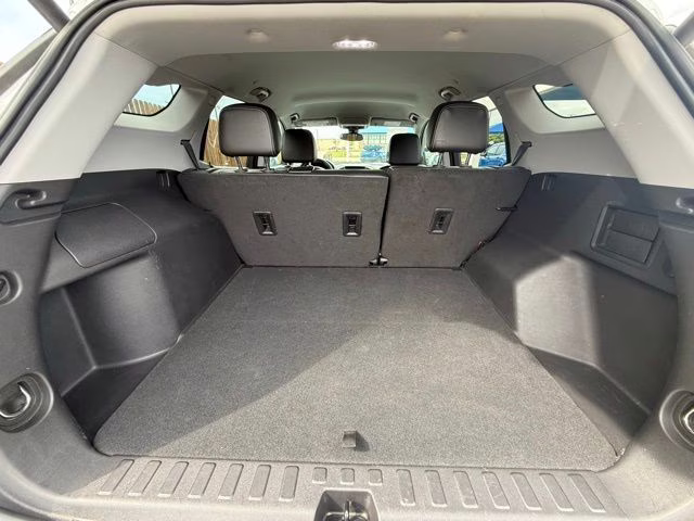 2024 Summit White GMC Terrain SLT FWD SUV
