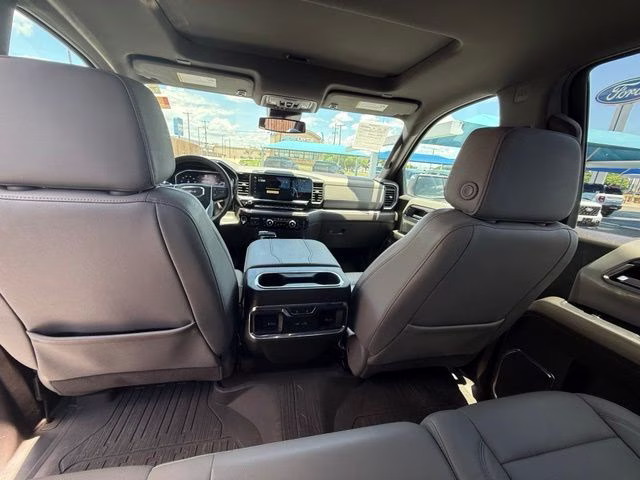 2024 White Frost Tricoat GMC Sierra 1500 SLT 4X4 Truck