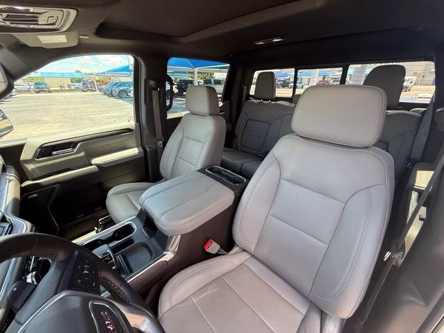 2024 White Frost Tricoat GMC Sierra 1500 SLT 4X4 Truck