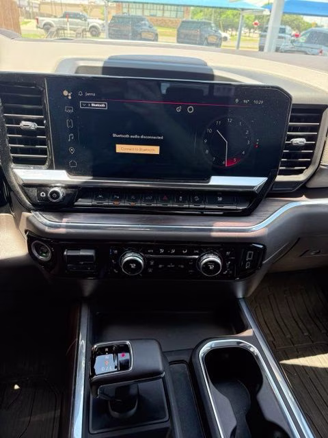 2024 White Frost Tricoat GMC Sierra 1500 SLT 4X4 Truck